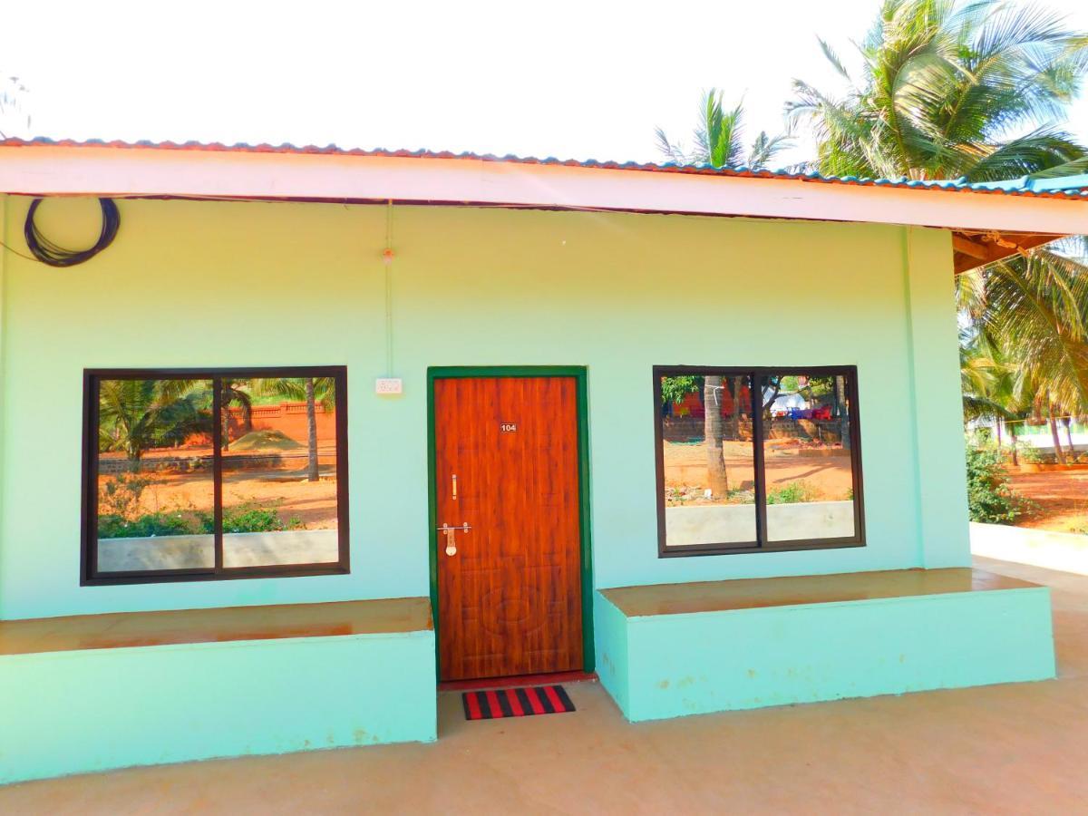 Coconut Tree Resort Gokarna Exterior foto