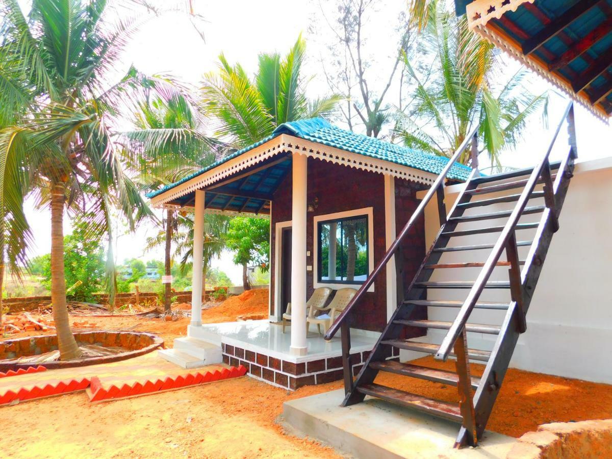 Coconut Tree Resort Gokarna Exterior foto